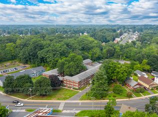 266 Main St #285CA893E, Windsor Locks, CT 06096