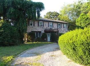 5 Tremont Ave, Brentwood, NY 11717