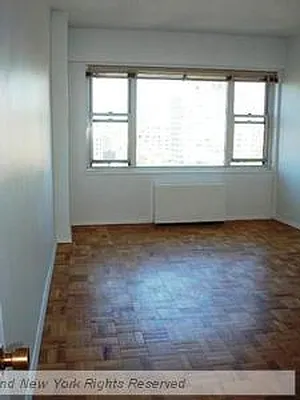 Rented by Bond New York | media 3