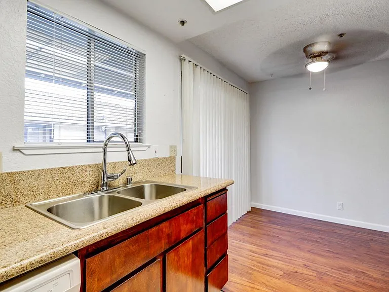 3626 Hallelujah Ct #3 — Photo 7