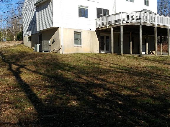 2nd image of 43186 Oakway Ct