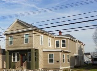 603 Highland Ave APT D, Williamstown, WV 26187