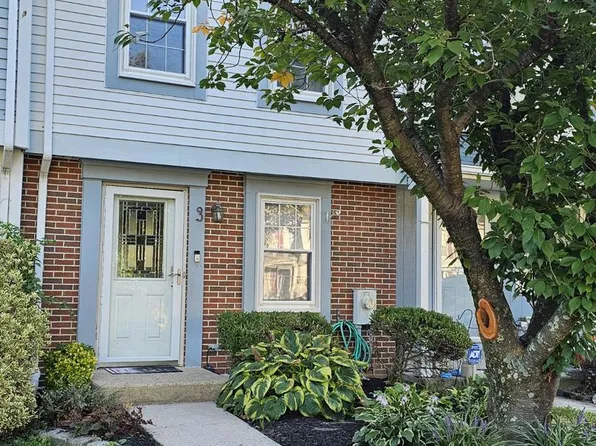 3 Stillwood Cir, Baltimore, MD 21236