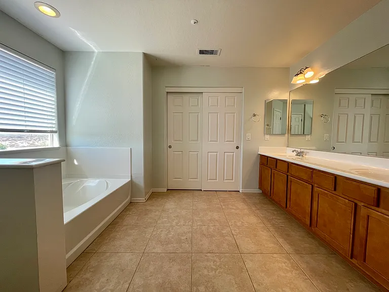 4138 N 298th Ln — Photo 20