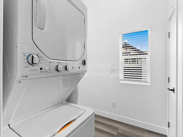 832 Desty St #11 — Photo 8