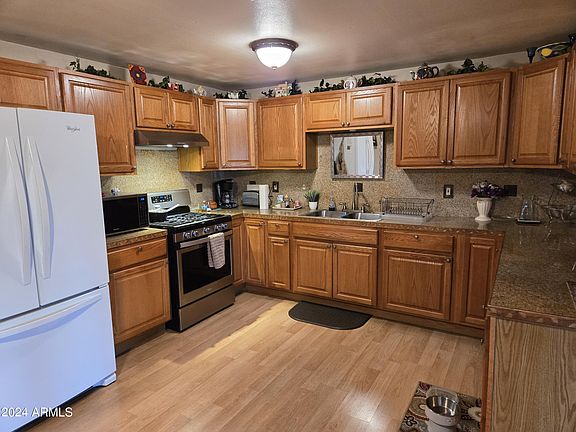 4th image of 6205 W HOLLY Street