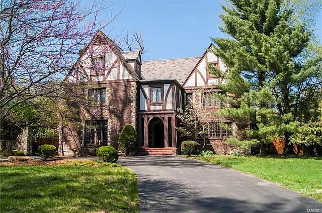 1st image of 5 Hacienda Dr