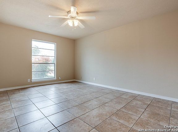 5th image of 5103 Cinderella St
