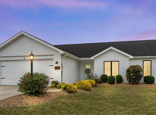 207 Hamilton Meadows Cv, Fort Wayne, IN 46814