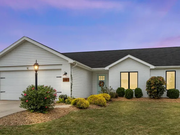 207 Hamilton Meadows Cv, Fort Wayne, IN 46814
