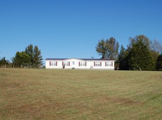 52 Edgewater Ct, Taylorsville, KY 40071