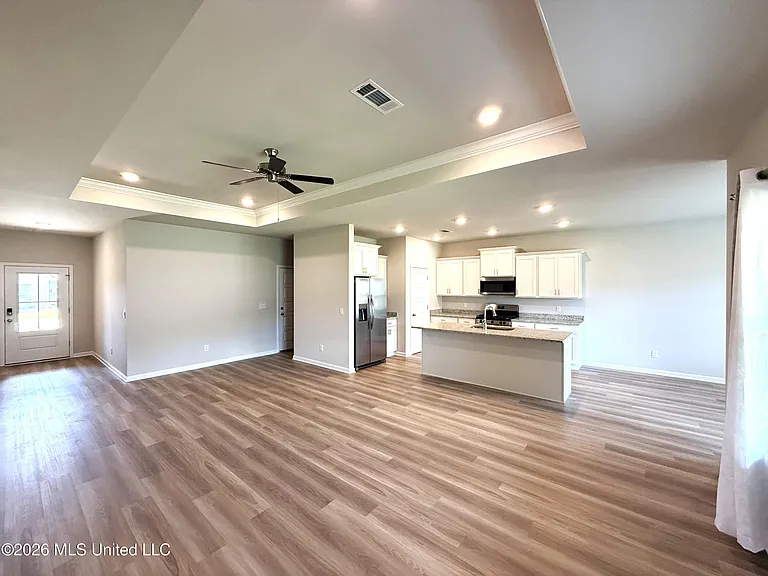 527 Vista Pointe Dr — Photo 9