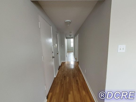 3rd image of 1551 N Saint Louis Ave APT 2