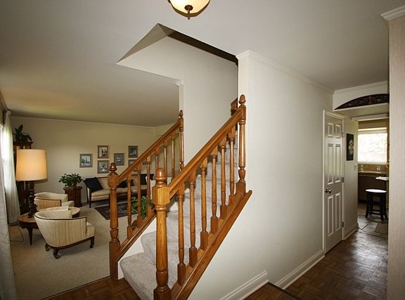 2nd image of 881 Medford Cir