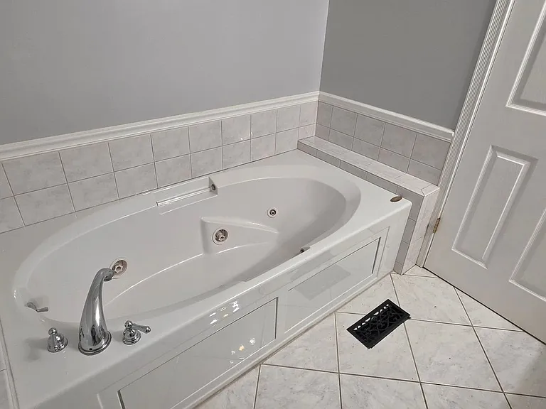 11864 Featherwood Dr — Photo 37