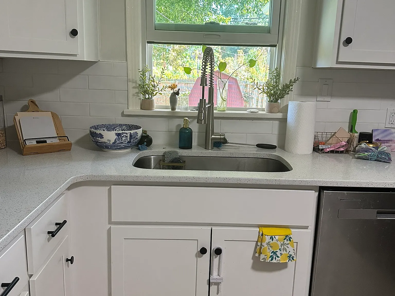 3 bed, 1561 sqft, $1,000 — Photo 4