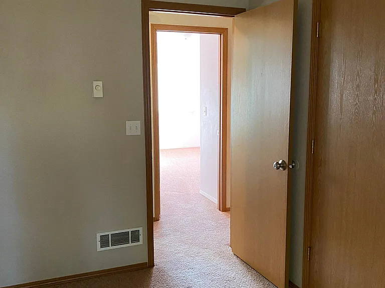 5625 255th St E — Photo 27
