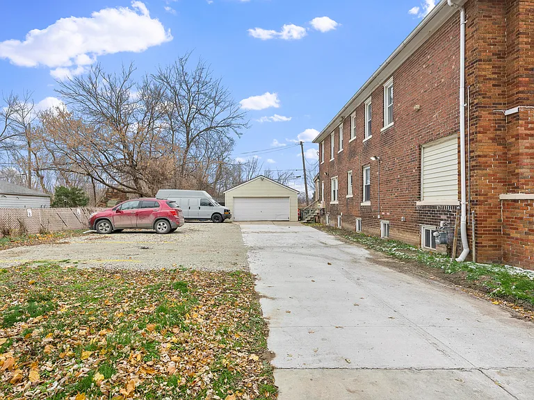 1386 Charter St #3 — Photo 6
