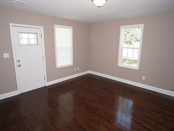 4th image of 418 E Morelia Ave