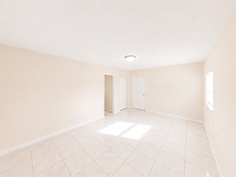 3903-3915 NW Gainesville Rd — Photo 7