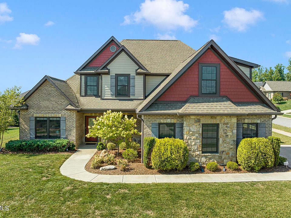 1st image of 307 Laurel Cyn