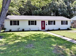 1938 Beall Dr, Hampton, VA 23663