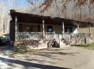 2976 Newmans Branch Rd, Milton, WV 25541