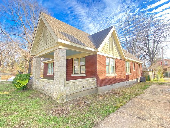 5th image of 1953 Foster Ave