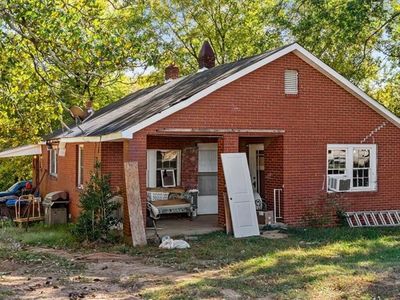 1901 S Elm St, High Point, NC, 27260