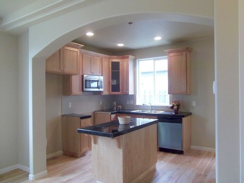 2nd image of 3150 SW Lanterna Pl