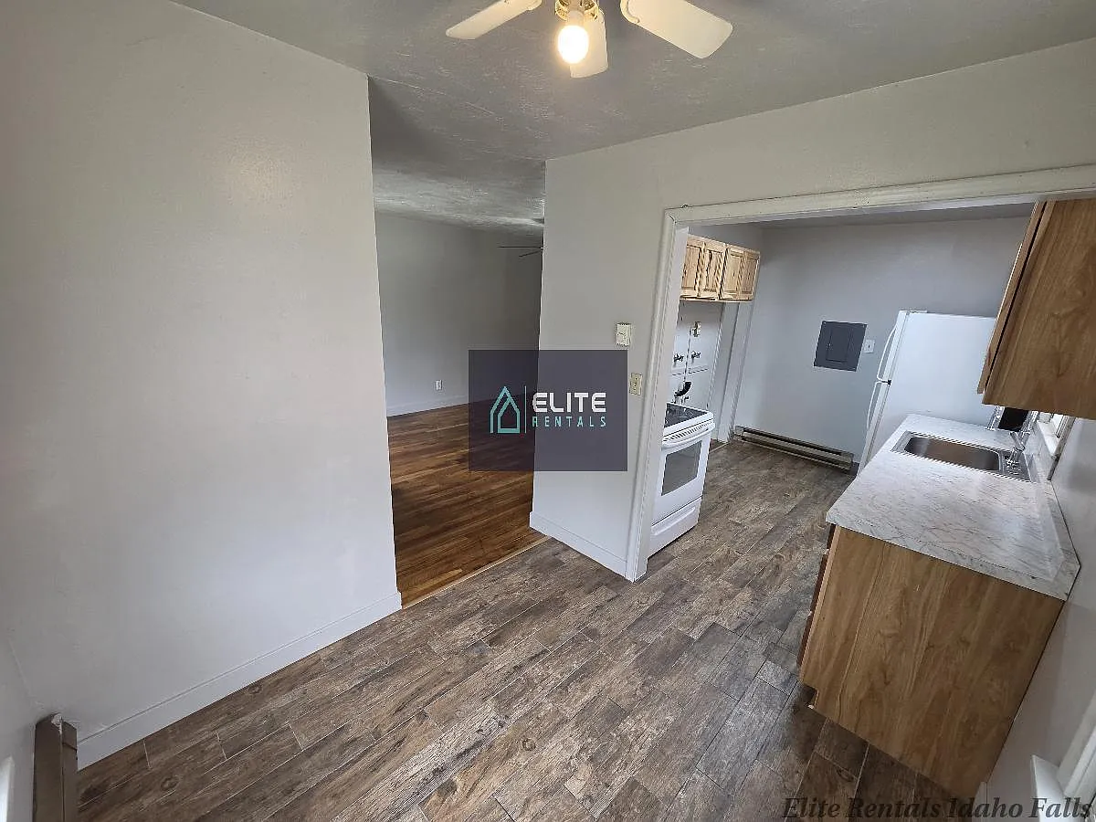 2 bed, 1.0 bath, 850 sqft, $1,099 — Photo 4