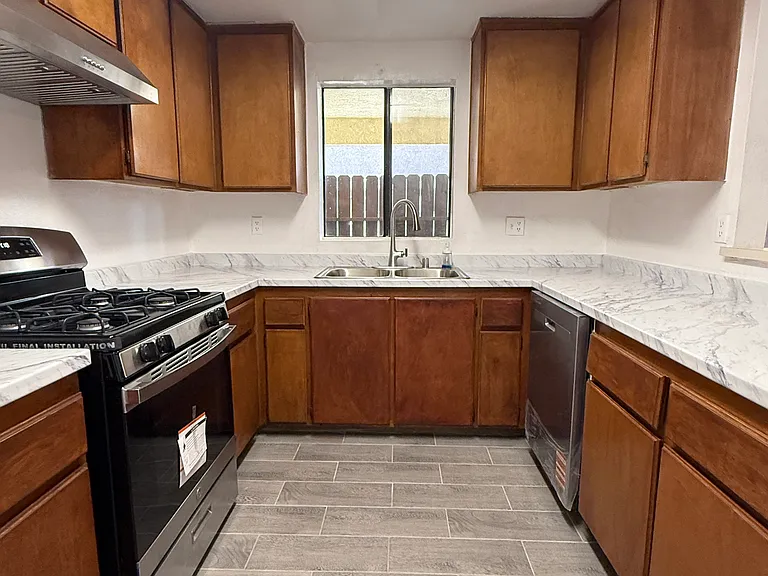 21513 Juan Ave #6 — Photo 5