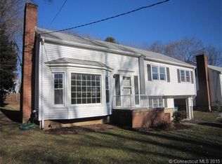 111 Corbin Rd, Hamden, CT 06517