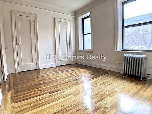 5th image of 35 Hamilton Pl APT 104