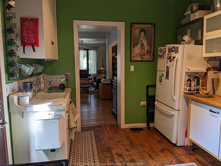 840 Monmouth Rd — Photo 12