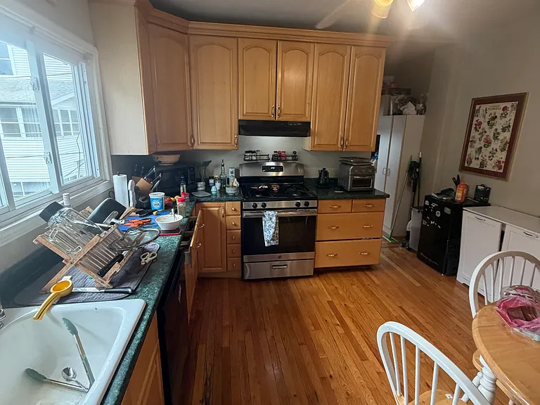 16 Benton Rd — Photo 3