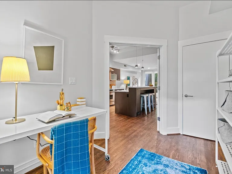 426 M St NW #D — Photo 8