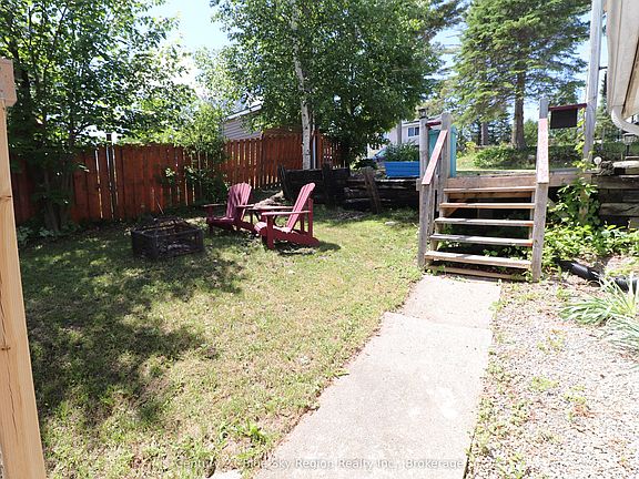 5th image of 28 Presquile Rd