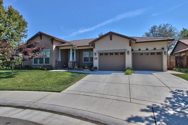1st image of 4716 Dewey Orchard Ct