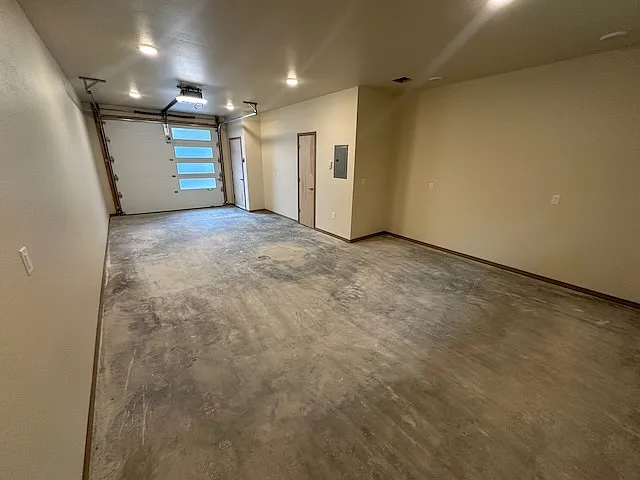 1 car garage