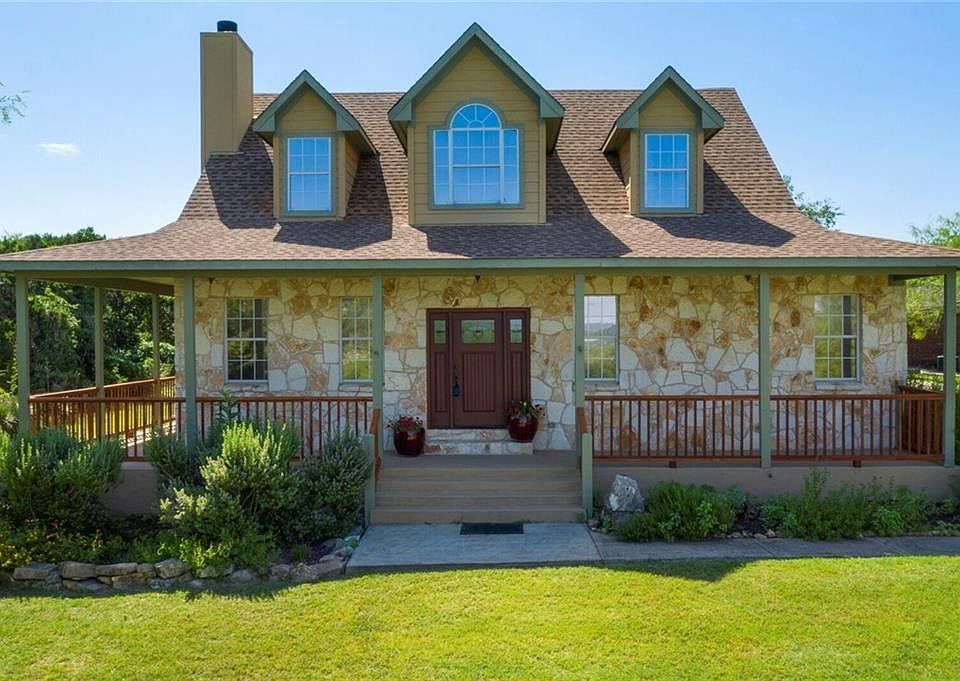 1st image of 209 Cove Creek Dr