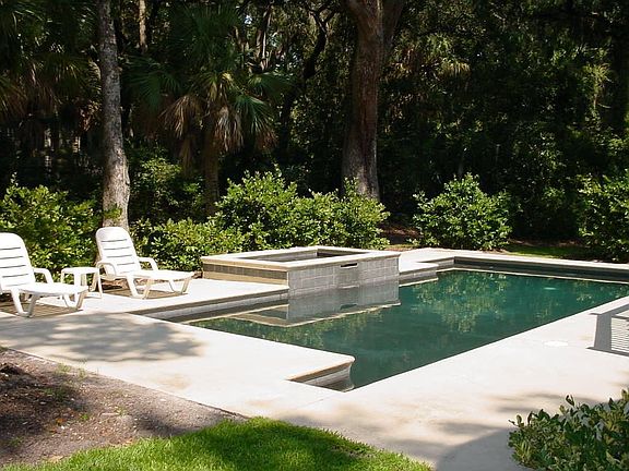Black bottom pool 