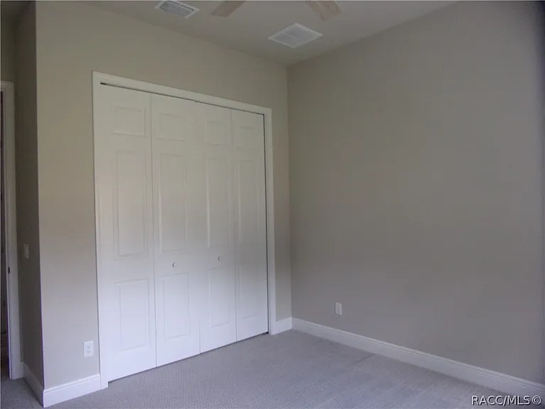248 E Cumberland Ct — Photo 30