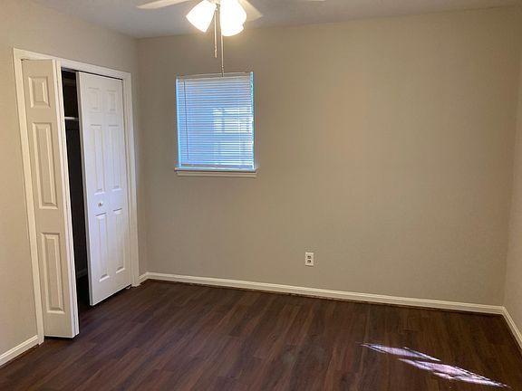 3rd image of 2122 22nd St E