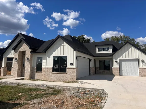 846 Asher St, Fayetteville, AR 72703