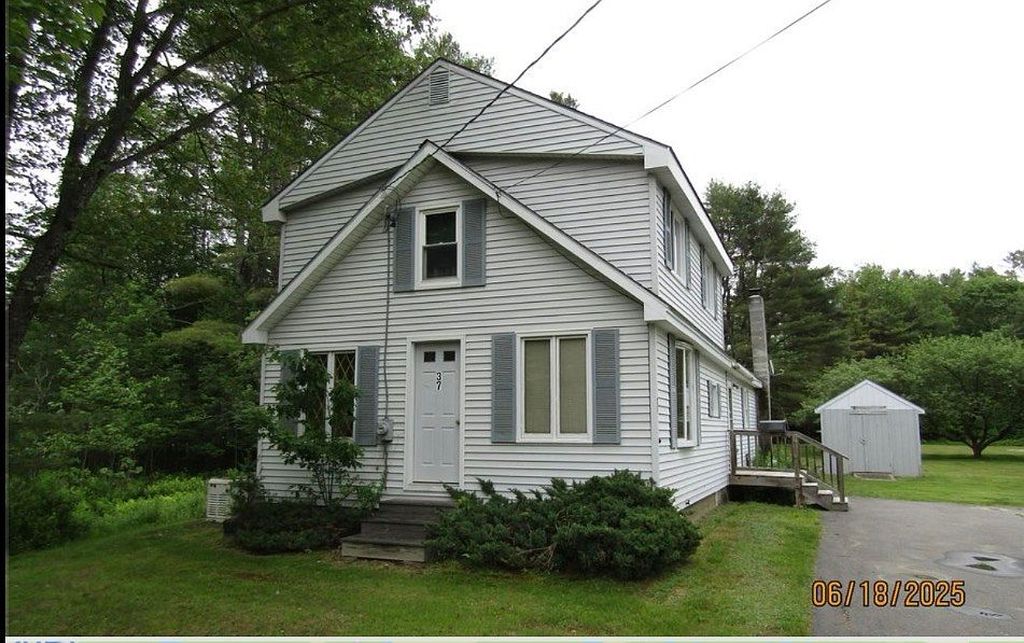 37 Pleasant St - Property Image