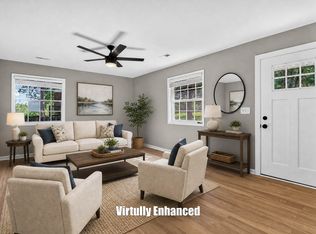 9417 Spruce Pine Pl, Charlotte, NC 28210
