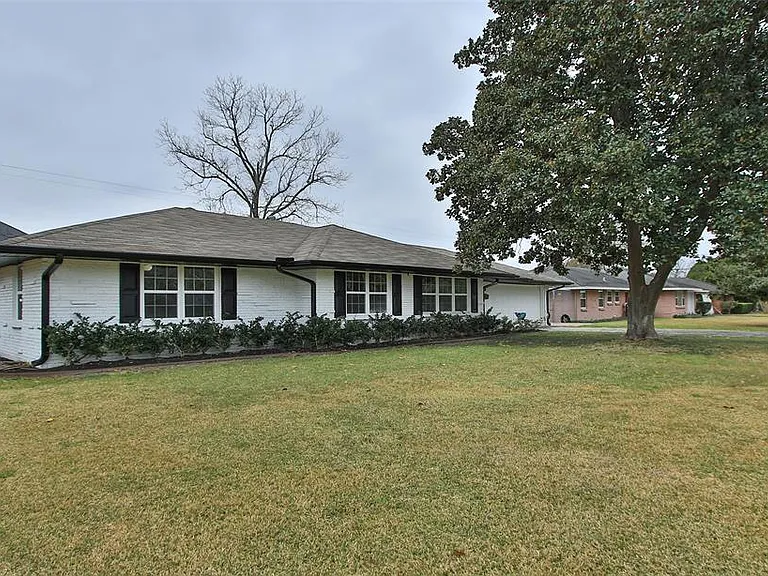 8741 Blankenship Dr — Photo 26