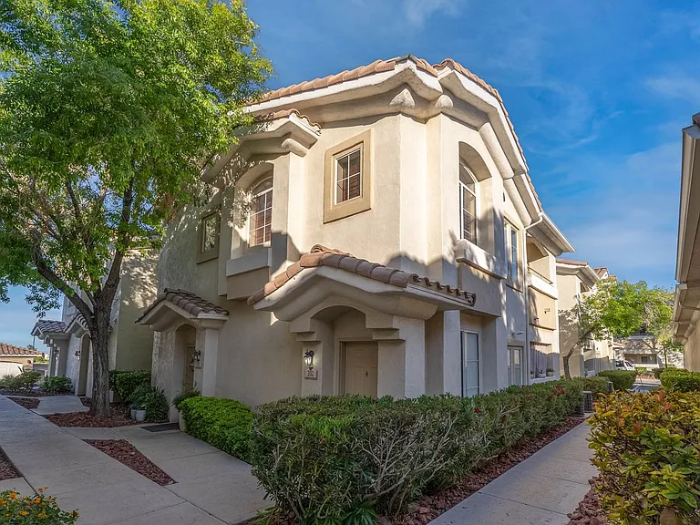10001 Crimson Palisades Pl #202 — Photo 29