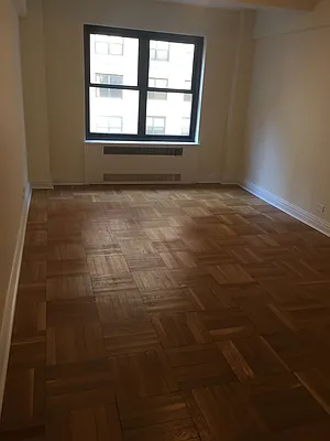 Rented by Real Estate Investors Group LLC | media 15